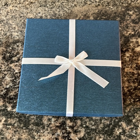 Rhinestone Necklace and Earrings - Picture 2 of 5